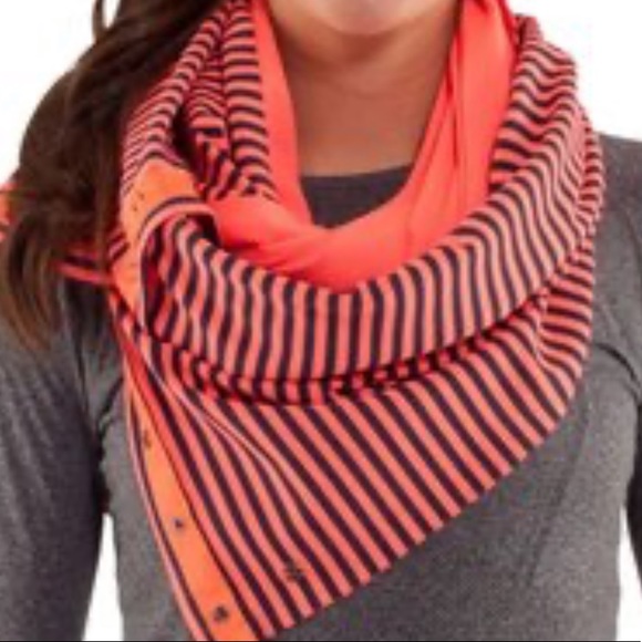 Lululemon vinyasa - Picture 2 of 8